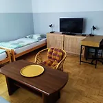376 بيت ضيافة *